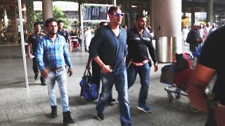 Ajay Devgn SPOTTED At Airport, Returns From GOLMAAL AGAIN Promotion
