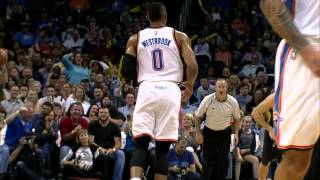 NBA: Russell Westbrook Throws Down the Tomahawk