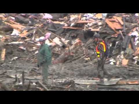Rescuers Continue Search After Mudslide News Video