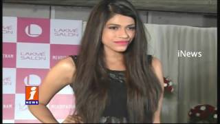 Model makes splash at Western Fashion Week | Hyderabad | iNews