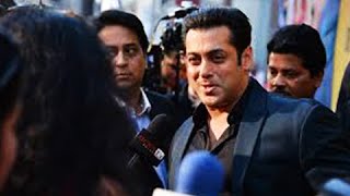 Salman Khan TROLLS Reporters On Red Carpet