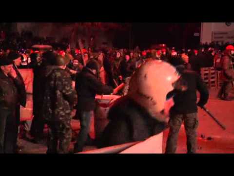 Raw- Protesters, Police Clash in Ukraine Capital News Video