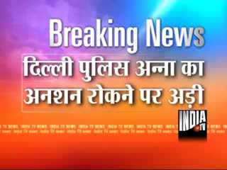 Delhi Police Arrests Anna Hazare Aides 
