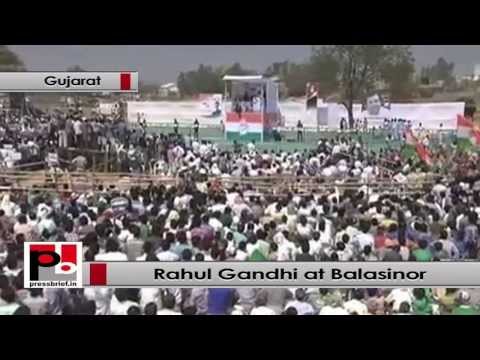 Rahul Gandhi - We respect Congress leaders and we never worship leaders of BJP or RSS
