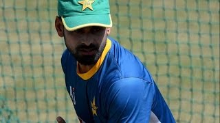 Mohammad Hafeez Reveals he Was Suffering From Knee Injury Sports News Video
