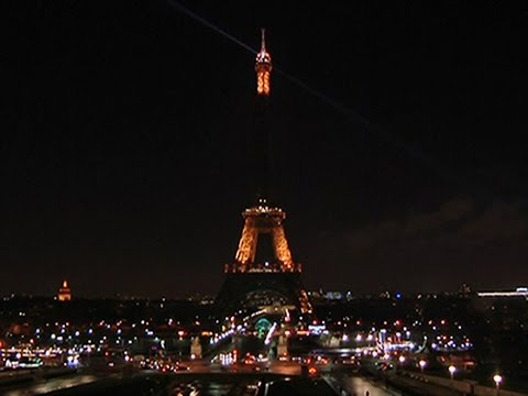 Raw- Eiffel Tower Goes Dark for Attack Victims News Video