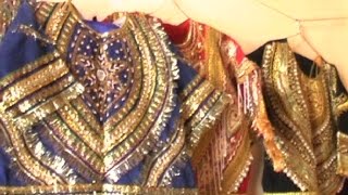 मुन्ने मियां सिलते है रामलीला के कपड़े