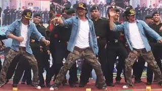 Shahrukh Khan Celebrate Independence Day With Indian Army - Flash Back