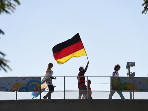 Raw- German Players Head to World Cup Final News Video