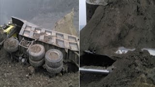 Coal mine collapses in Jharkhand, several workers feared trapped