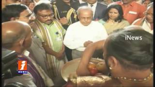 Pranab Mukherjee Offer Special Prayers at Tirumala | iNews