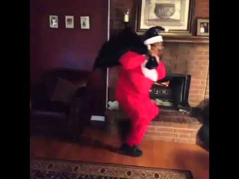 The Difference Between White Santa and Black Santa Is Extraordinary  - 7 Seconds Funny Video