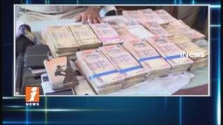 Old Currency Notes Exchange Gang Arrest In Rajahmundry | Rs 15 Lakhs Seized | iNews
