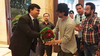 Shahrukh Khan's Grand Welcome At The Cabbana Resorts In Punjab