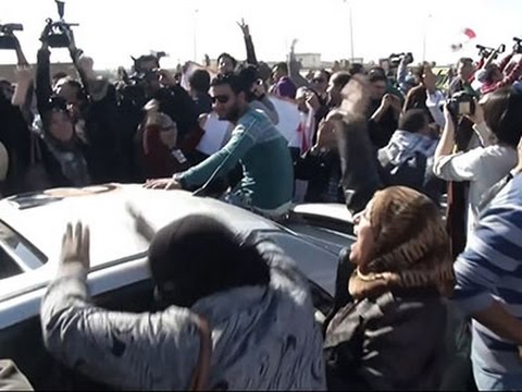 Raw- Egyptians React to Mubarak Trial News Video