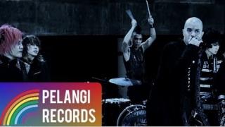 TRIAD - Sedang Mikirin Kamu (Official Music Video)