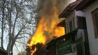 श्रीनगर में रसोई गैस से भड़की चिंगारी, 10 घर राख