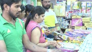 दिल्ली - बैन के बावजूद धड़ल्ले से बिक रहे हैं चाइनीज पटाखे