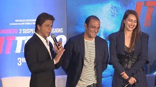 Shahrukh Khan TROLLS Akshaye Khanna At Ittefaq Movie Press Conference