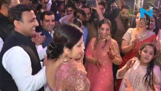 UP CM Akhilesh Yadav's wife can put any actress to shame with her dance