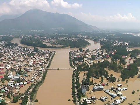 Thousands Flee Massive Floods in India, Pakistan News Video