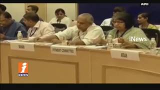 15th GST Council Meeting Highlights | 12% Tax On Readymade Clothes, 18% On Footwear | iNews
