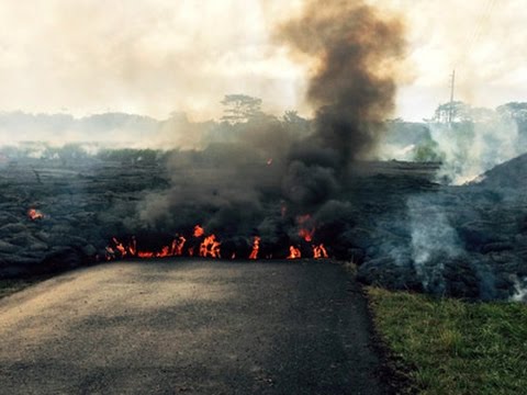Slow-Moving Lava Creeps Closer to Hawaii Homes News Video