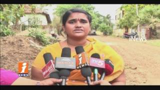 ASI Ramanujulu Discrimination On His Daughter Bhavani | Protest At house | Mandapeta | iNews
