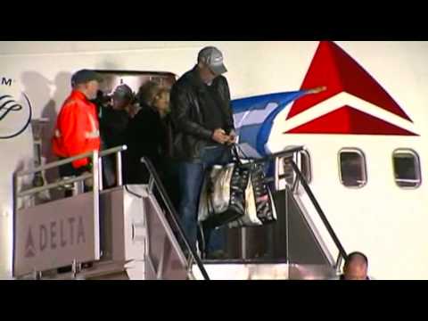 Raw- Seahawks Land in Seattle to Cheering Fans News Video