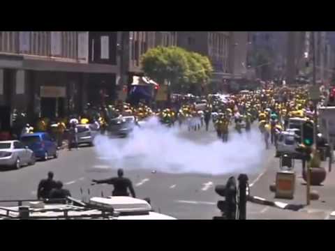 Police clash with ANC supporters at opposition march News Video