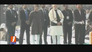 PM Modi and Pranab Mukherjee Pays Tribute To Mahatma Gandhi On His 69th Death Anniverary | iNews