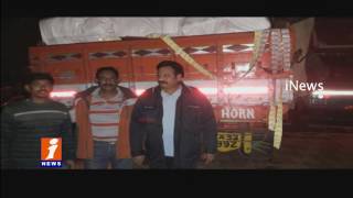 Vigilance Officers Busted Gutka Mafia At Himayath Sagar Toll Gate | Lorry Seized | Hyderabad | iNews