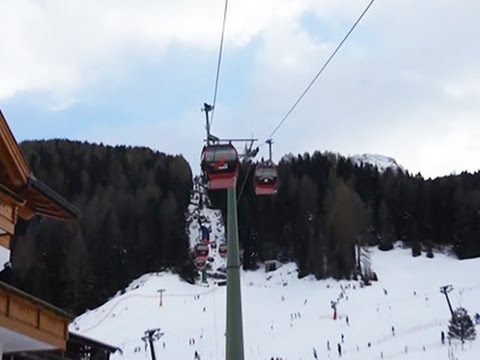 Raw- Italy Skiers Rescued From Gondolas News Video