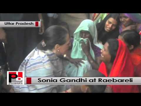 Sonia Gandhi visits boat tragedy spot at Raebareli, UP