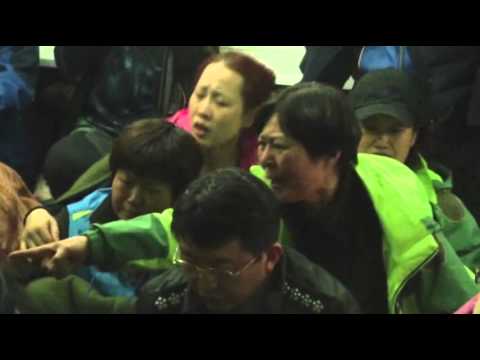 Raw- Angry Relatives Confront SKorea Officials News Video