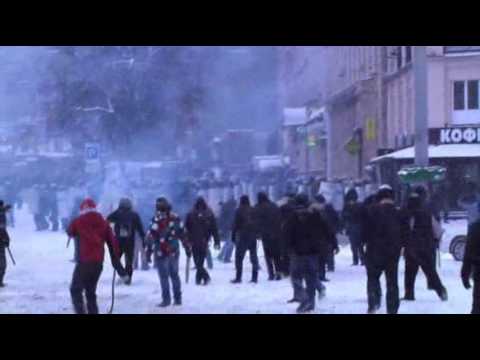 Raw- 3 Reported Dead in Ukraine Clashes News Video