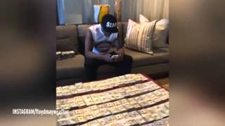 Floyd Mayweather Jr. 'The Pound-for-pound King' showing off a lot of money His Fortune in Instagram