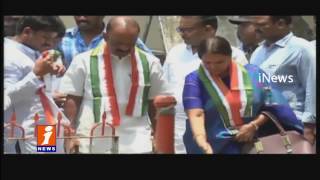 Congress Party Leaders Protest Over Modi's Demonetisation In Andhra Pradesh | iNews