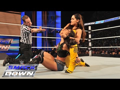 AJ Lee vs. Brie Bella- SmackDown, March 5, 2015 - WWE Wrestling Video