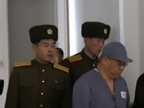 Reporters in North Korea See Jailed American News Video
