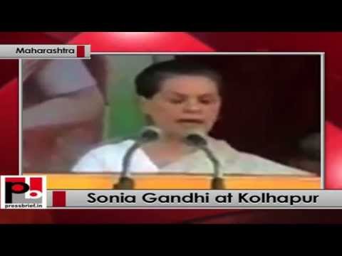 Sonia Gandhi addresses Congress election rally at Kolhapur