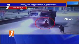 Shocking CCTV Footage | Lorry Hits Sanitation Worker in Parkal | iNews
