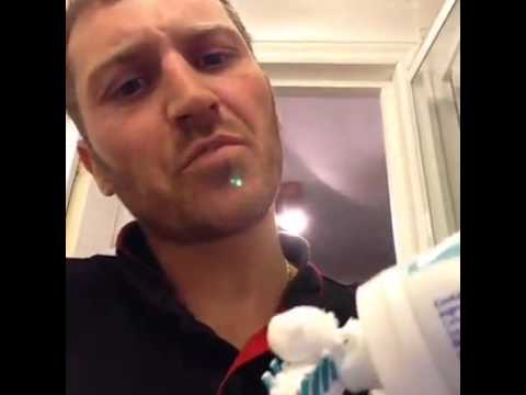 How British People Brush Their Teeth  - 7 Seconds Funny Video