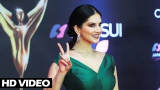 Sunny Leone At Sansui Colors Stardust Awards 2016 | Raees Promotion