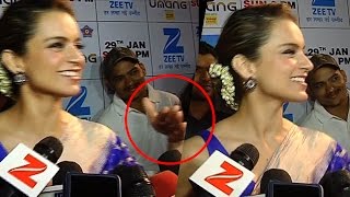 Kangana Ranaut SLAPS A Reporter At Umang Police Show 2017