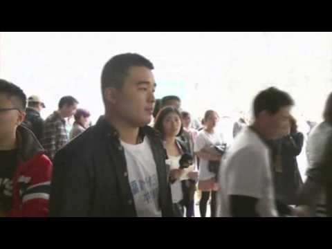 Chinese Relatives of MH370 Passengers Protest News Video