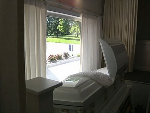 Michigan Funeral Home Offers Drive-thru Viewings News Video