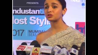 Alia Bhatt praises Anushka Sharma for 'Phillauri'