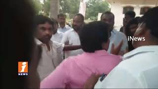 Congress Leaders Clash at Sujatha Nagar Kapu Meeting | Kothagudem | iNews