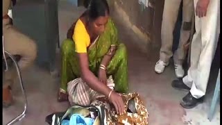 जीआरपी ने महिला तस्कर को कछुओं के साथ किया गिरफ्तार